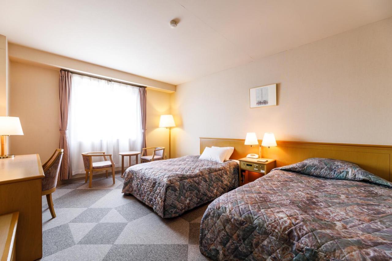 Fukuno Town Hotel A・Mieux Nanto Exterior photo